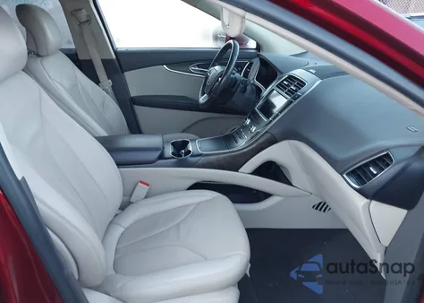 2019 Lincoln Nautilus Reserve z USA, uszkodzony, nr VIN 2LMPJ8LP3KBL30929